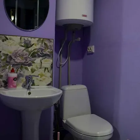 Lodge кам'яний двір