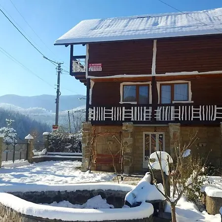 Lodge кам'яний двір *