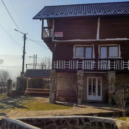 Lodge кам'яний двір *