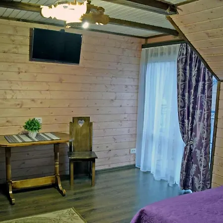 кам'яний двір *
