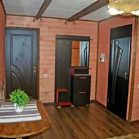 Lodge кам'яний двір Jaremtsche