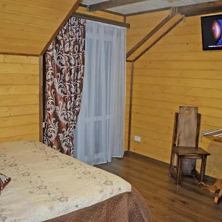 кам'яний двір Lodge Jaremtsche